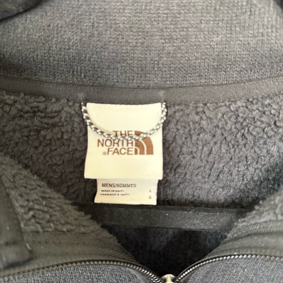 The North Face Men’s Gordon Lyons ¼-Zip - Picture 5 of 8